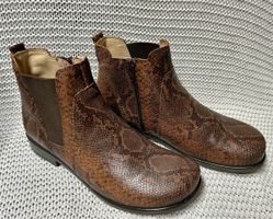 Damenschuh / Stiefelette von Helvesko Gr. 40 NEU