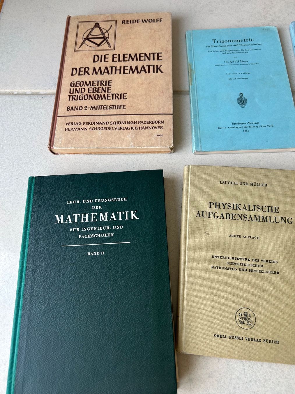 Libri: 8 Bücher, antik, Mathematik Geometrie – Usato da Wädenswil venduto da Nanny08 1