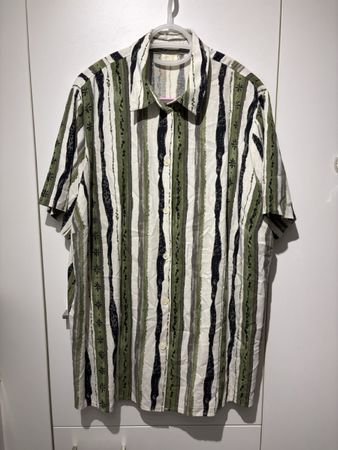 Damen Bluse Kurzarm Grösse 50 gestreift guter Zustand