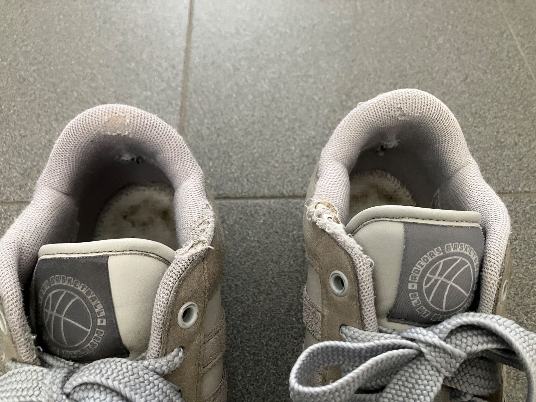 Adidas Chaussures hommes: Adidas Sneaker Gr. 43 – D'occasion à Ruggell par VegasGirl 3