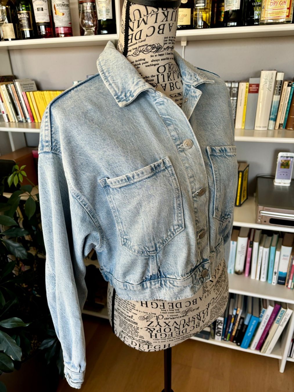 Bershka Jacken: BERSHKA JEANS JACKE S – Gebraucht aus Pfeffingen von Dimitri1985 3