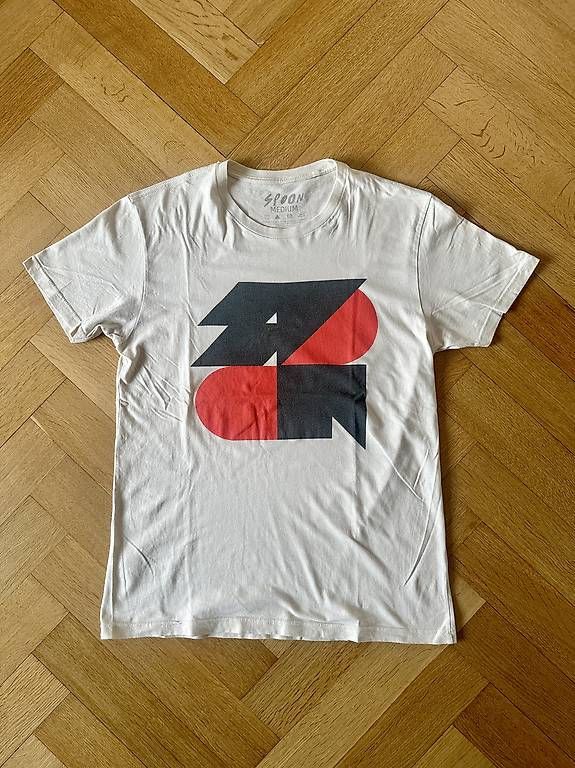 T-shirt: Spoon Bandshirt in M – Usato da Basel venduto da thmnn