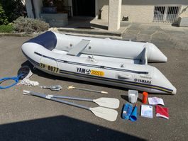 Schlauchboot mit 4 PS Motor