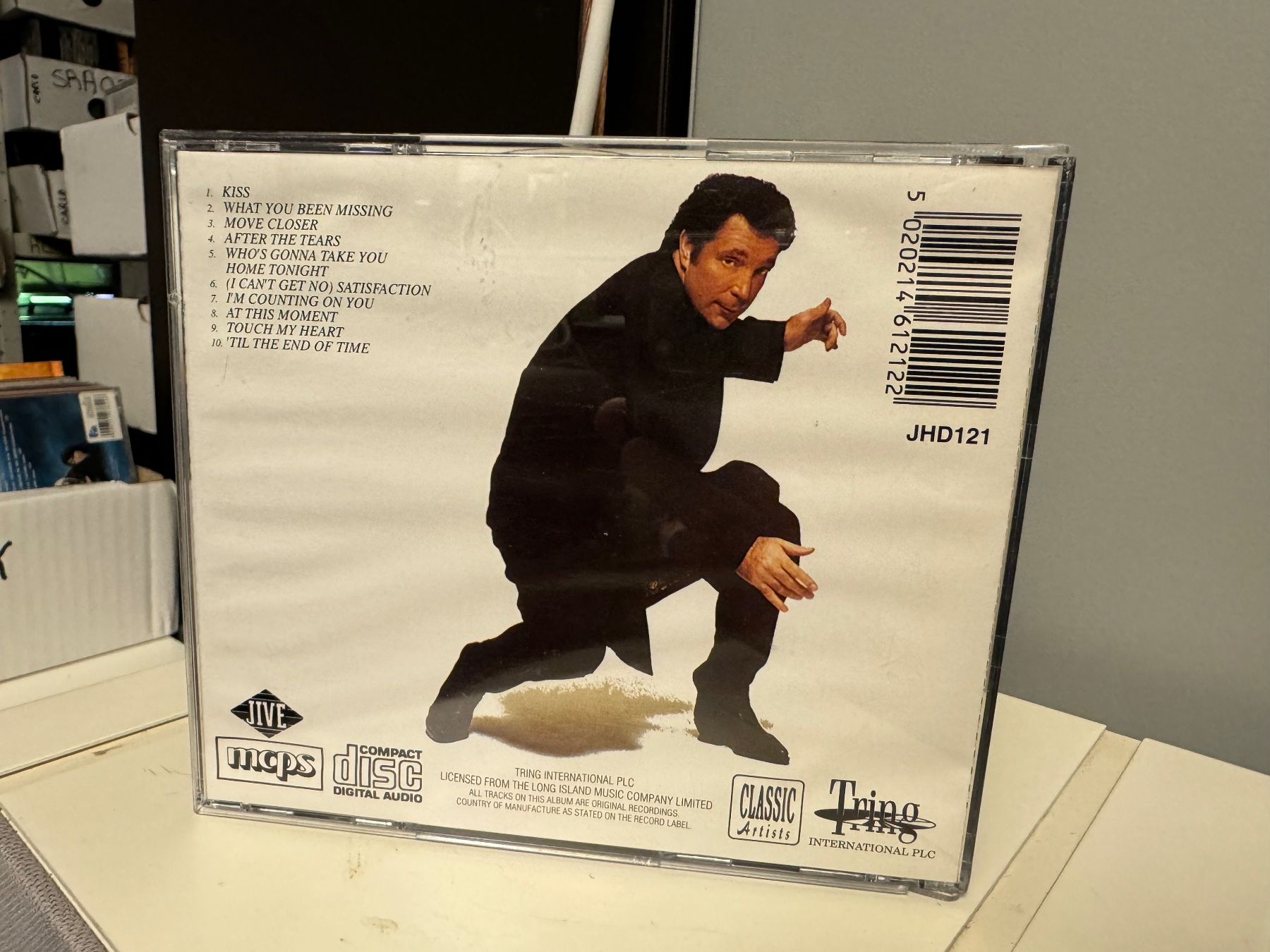 CD: Tom Jones - Kiss - HA11K – Nuovo (secondo la descrizione) da Küsnacht ZH venduto da Jazztilldawn 1