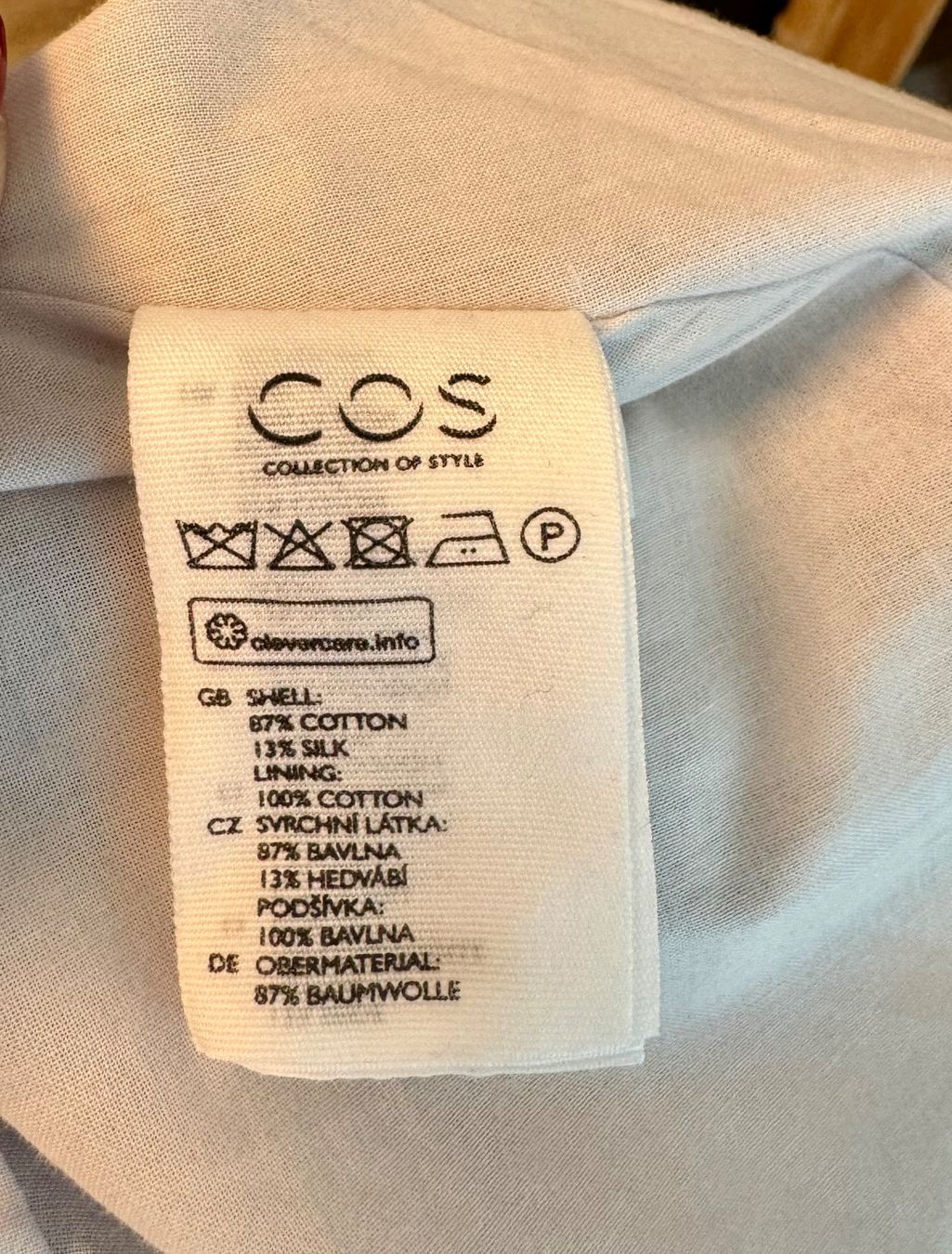 Cos Vestiti: COS Abendkleid silber-hellgrau, Gr. 40, Seide/Baumwolle – Usato da Männedorf venduto da Olumio 7