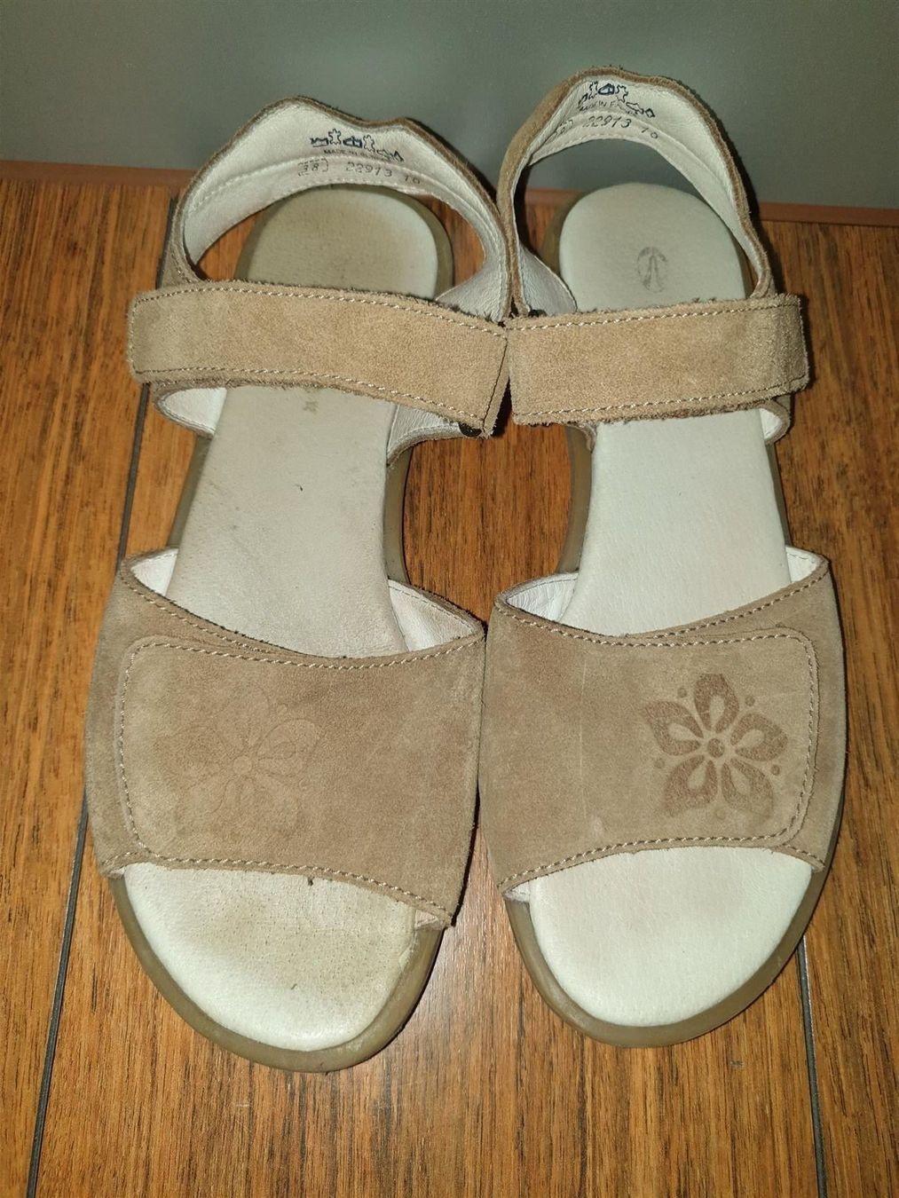 Scarpe per ragazze: Sandaletten ECHT LEDER Gr. 38 – Usato da Buchrain venduto da regenblume3
