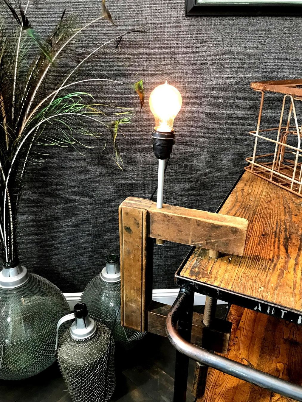 Lampade: Lampe aus antiker Schraubzwinge – Usato da Laufenburg venduto da industrial-silence