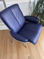 Ledersessel dunkelviollet Drehstuhl mit Chromfuss Stressless