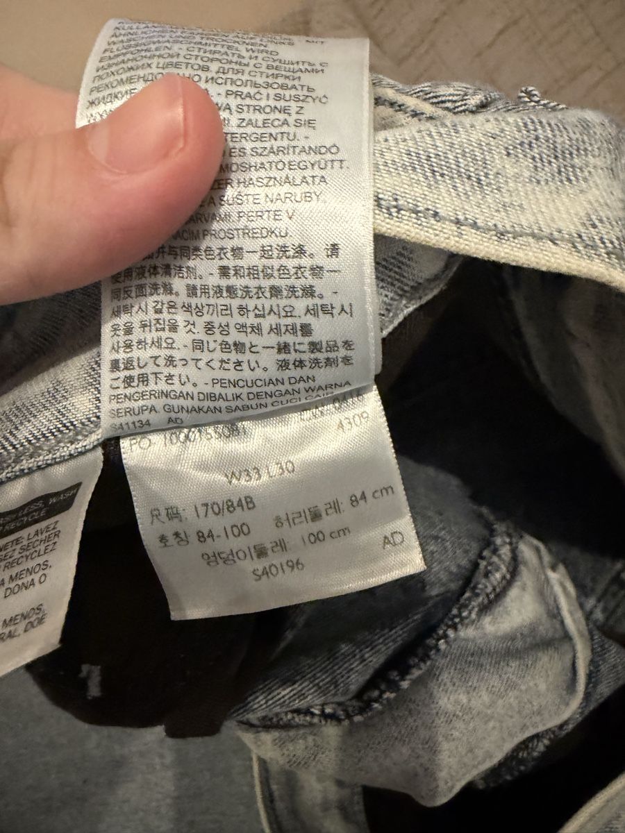 Levi's Jeans: Jeans  – Usato da Tramelan venduto da adi_n5lb 1