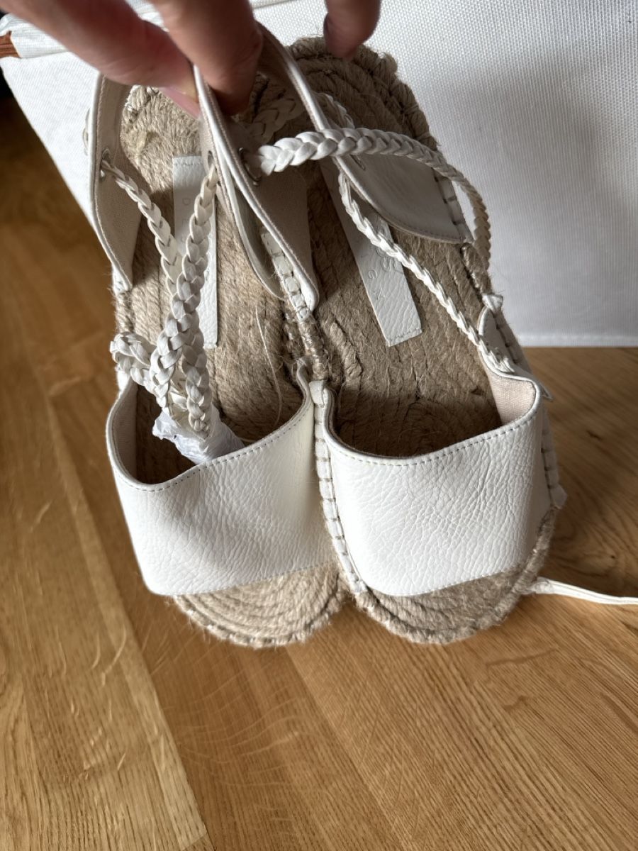 Asos Scarpe da donna: Espadrilles – Nuovo (secondo la descrizione) da Kriens venduto da g_b_mk7j