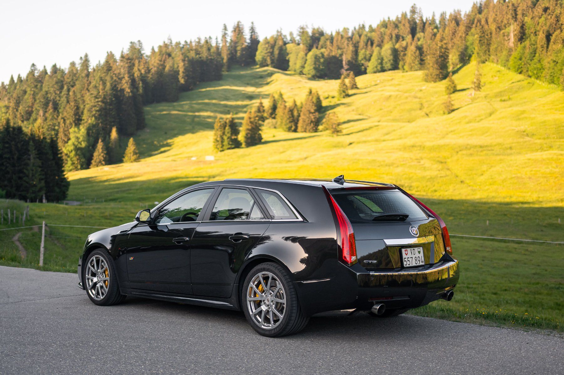 Cadillac Autos: Cadillac CTS-V Wagon 2011 – Gebraucht aus Les Avants von Dj_tonio46 1