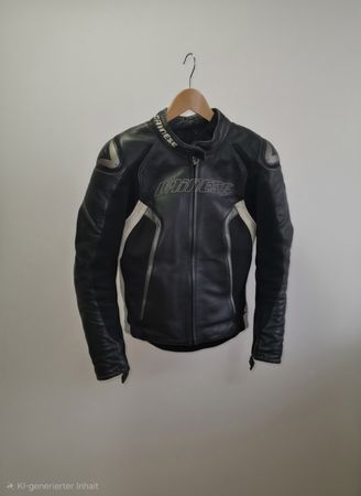 Dainese Lederkombi Motorrad schwarz Gr. Jacke 46 und Hose 48