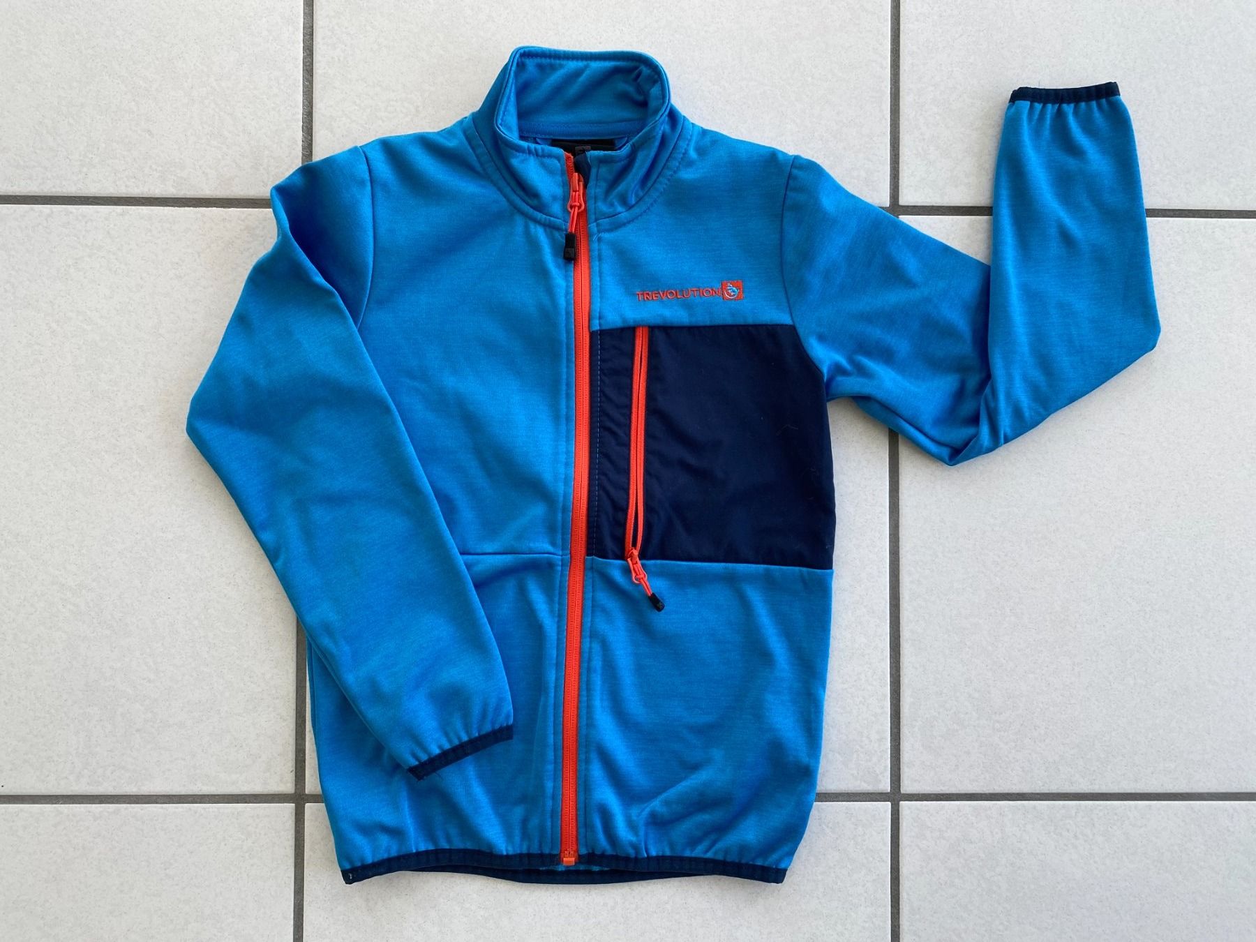 Trevolution Giacche & Cappotti: Trevolution Powerstretchjacke Gr. 122 – Usato da Hermetschwil-Staffeln venduto da Fipo79