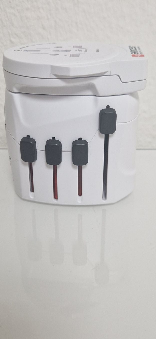 SKROSS Laufwerke & Adapter: SKROSS Reise Adapter – Gebraucht aus Embrach von Musti20 3