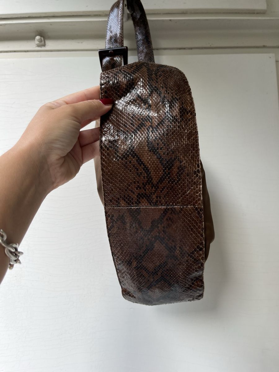 Prada Borse: Prada Python Schultertasche – Usato da Basel venduto da arminafera 2