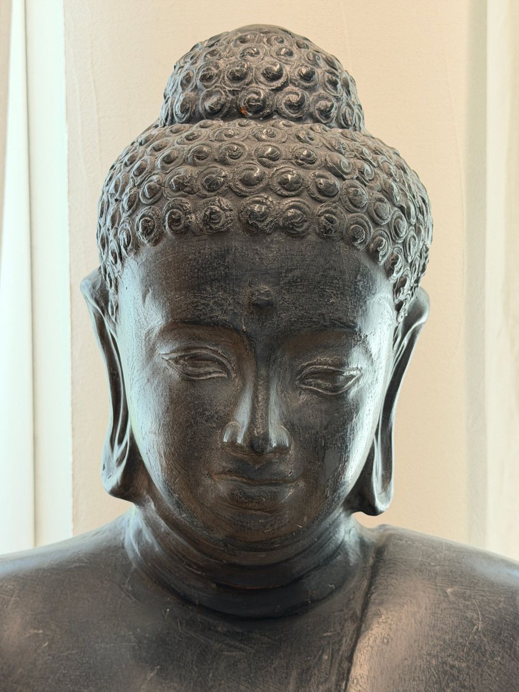 Figuren: Buddah Büste, 50cm,  Ton – Gebraucht aus Wil SG von Diomaiuta61