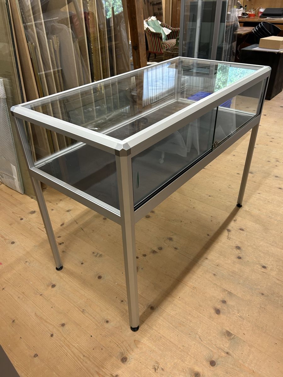 Vetrine: Vitrine – Usato da Dürrenäsch venduto da chinook65