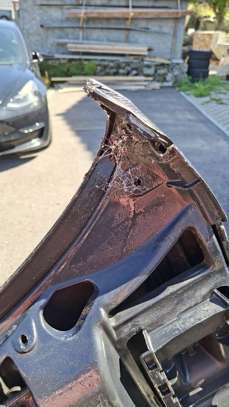 BMW Tutti pezzi di ricambio auto: Pare choc arriere bmw E39 – Usato da Vérossaz venduto da Thibault1234 6