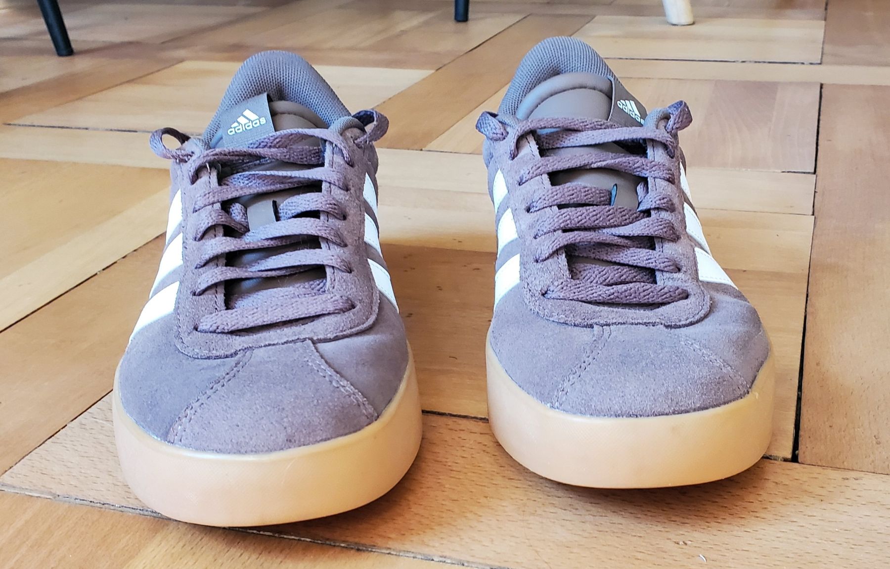 Adidas Scarpe da donna: adidas Schuhe 40 2/3 Damen – Nuovo (secondo la descrizione) da Biel/Bienne venduto da SandraBar 1