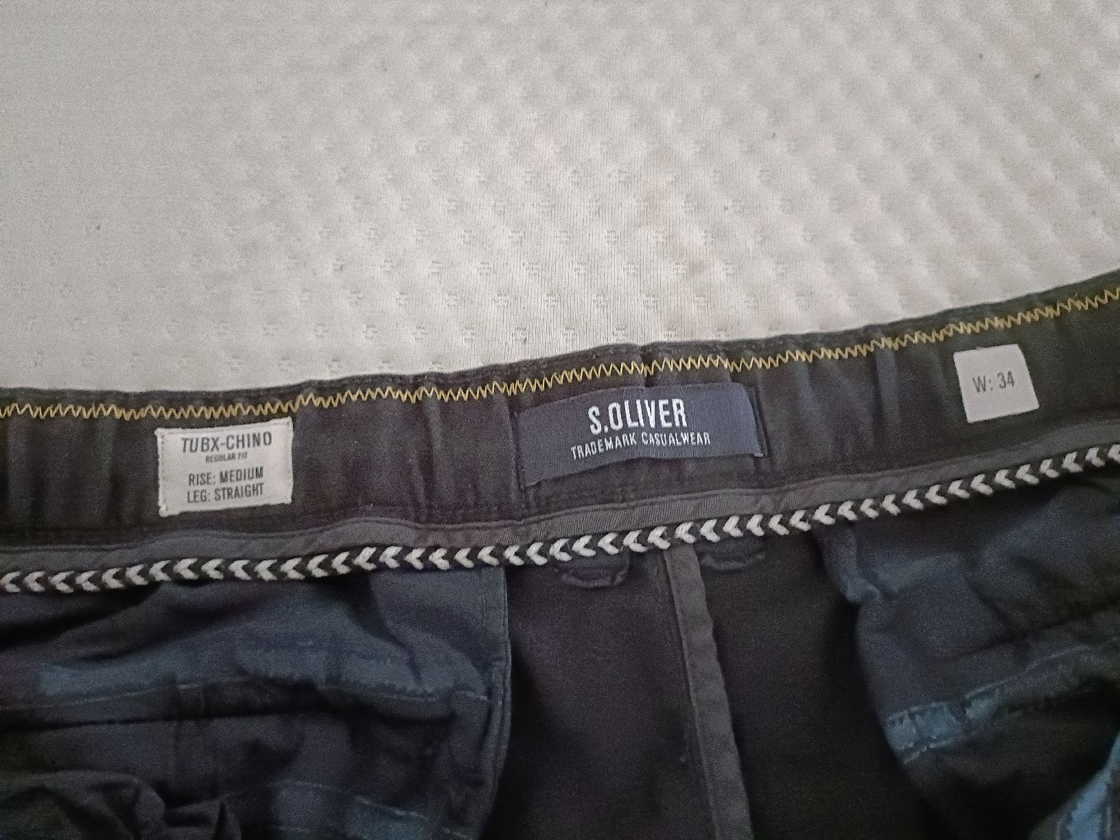 Lotti di vestiti: 2 XL Kurze Jeanshosen – Usato da Gossau SG venduto da scania1509 2