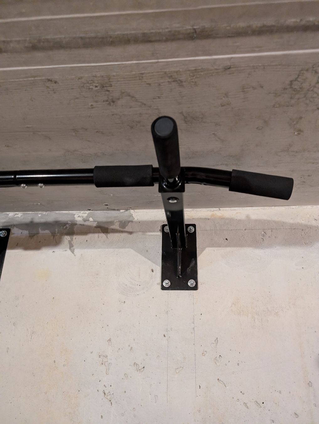 Vélos d'appartement: Klimmzugstange – D'occasion à Beringen par Horsts_Garage 1