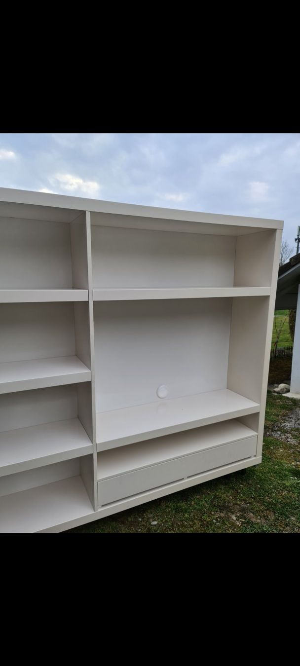 Scaffali: Wohnzimmerregal TV Möbel – Usato da Niederlenz venduto da DaveDasWahnsinn 1