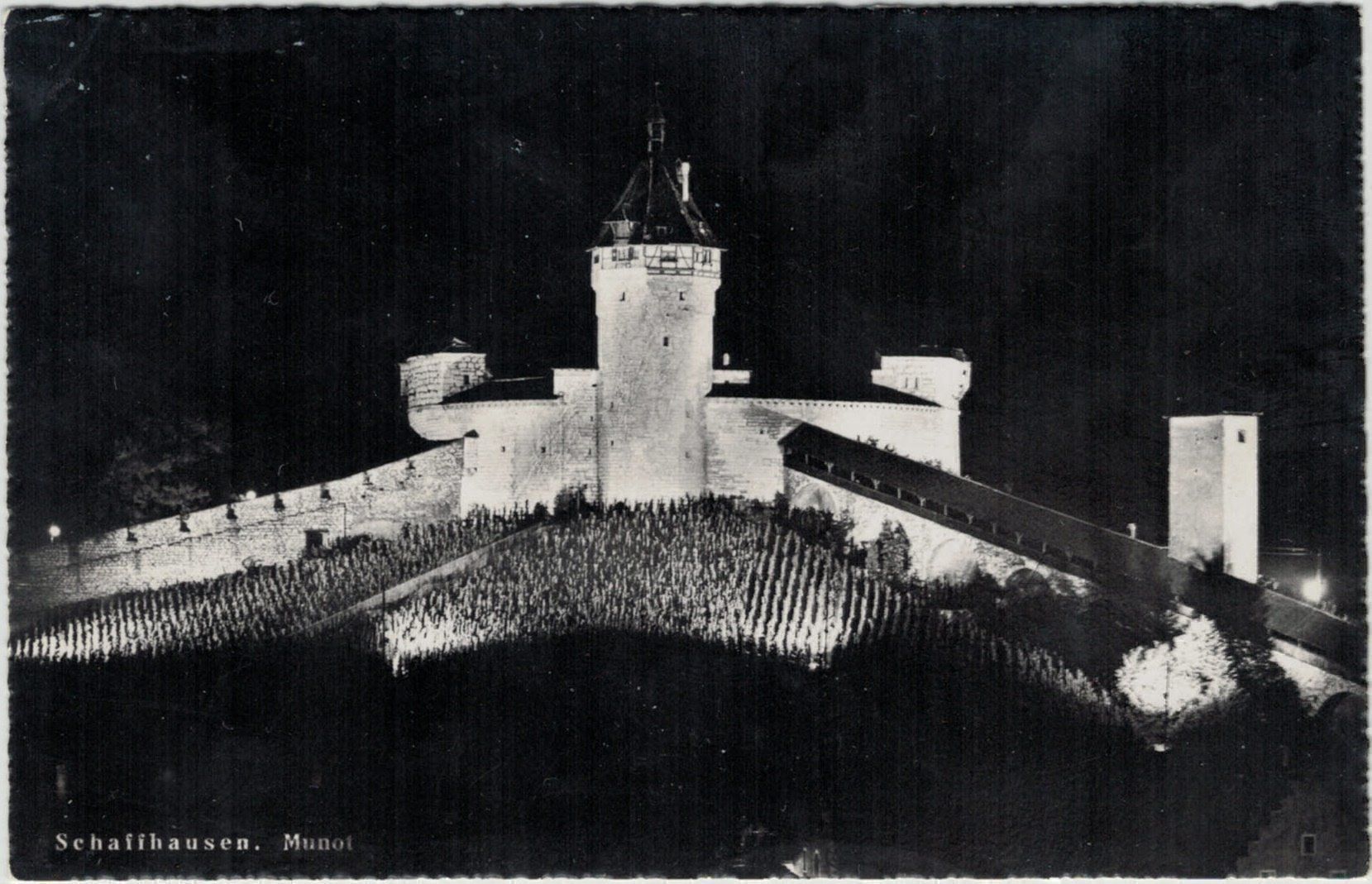Cartoline postali: SH 28 Schaffhausen Munot nachts – Nuovo (secondo la descrizione) da Fribourg venduto da philafri