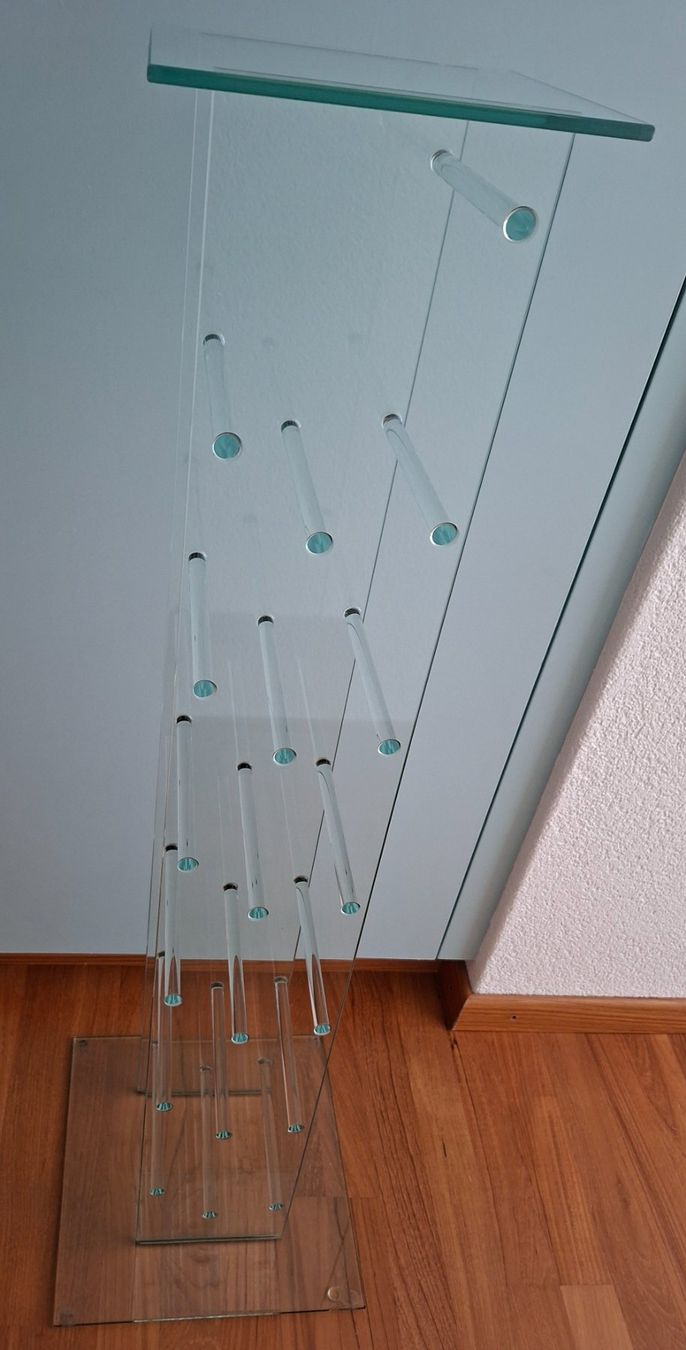 Racks & Cavalletti: CD -Ständer aus Glas – Usato da Uttwil venduto da Benpaul 1