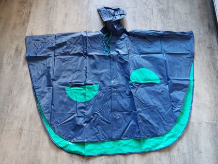 Regen-Pelerine, Regenjacke , Gr. 140, ideal auch fürs Velo
