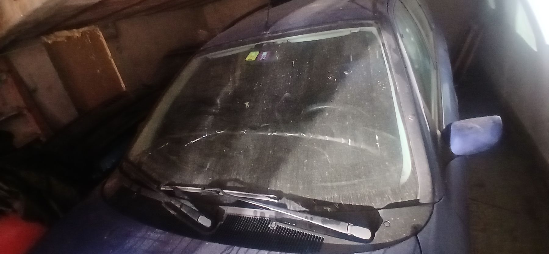 Ford Automobili: 2000 Ford Mondeo V6 – Difettoso da Martigny venduto da VGRacing 2