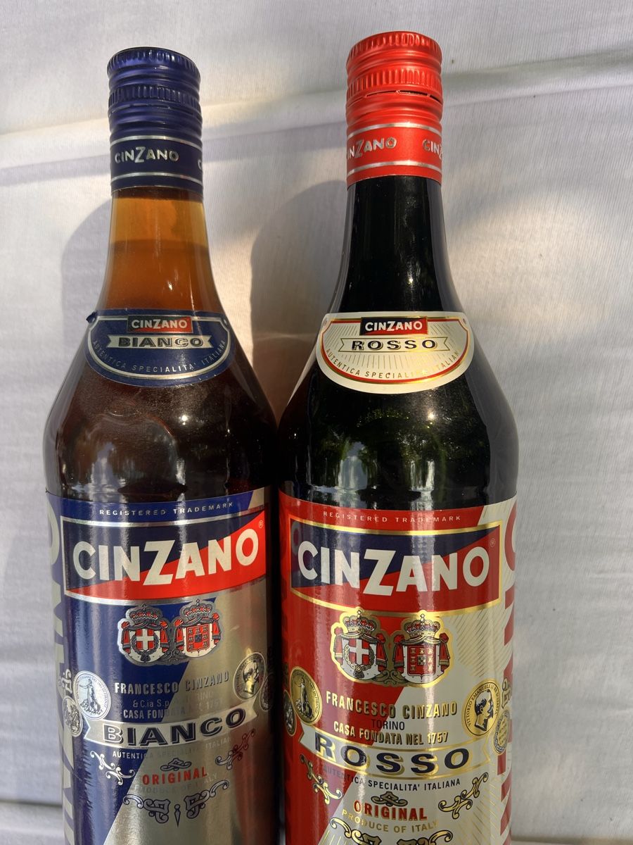 Cinzano Bevande alcoliche: 2x Cinzano ,Bianco & Rosso (61) – Usato da Glattfelden venduto da maa_qcj8 3