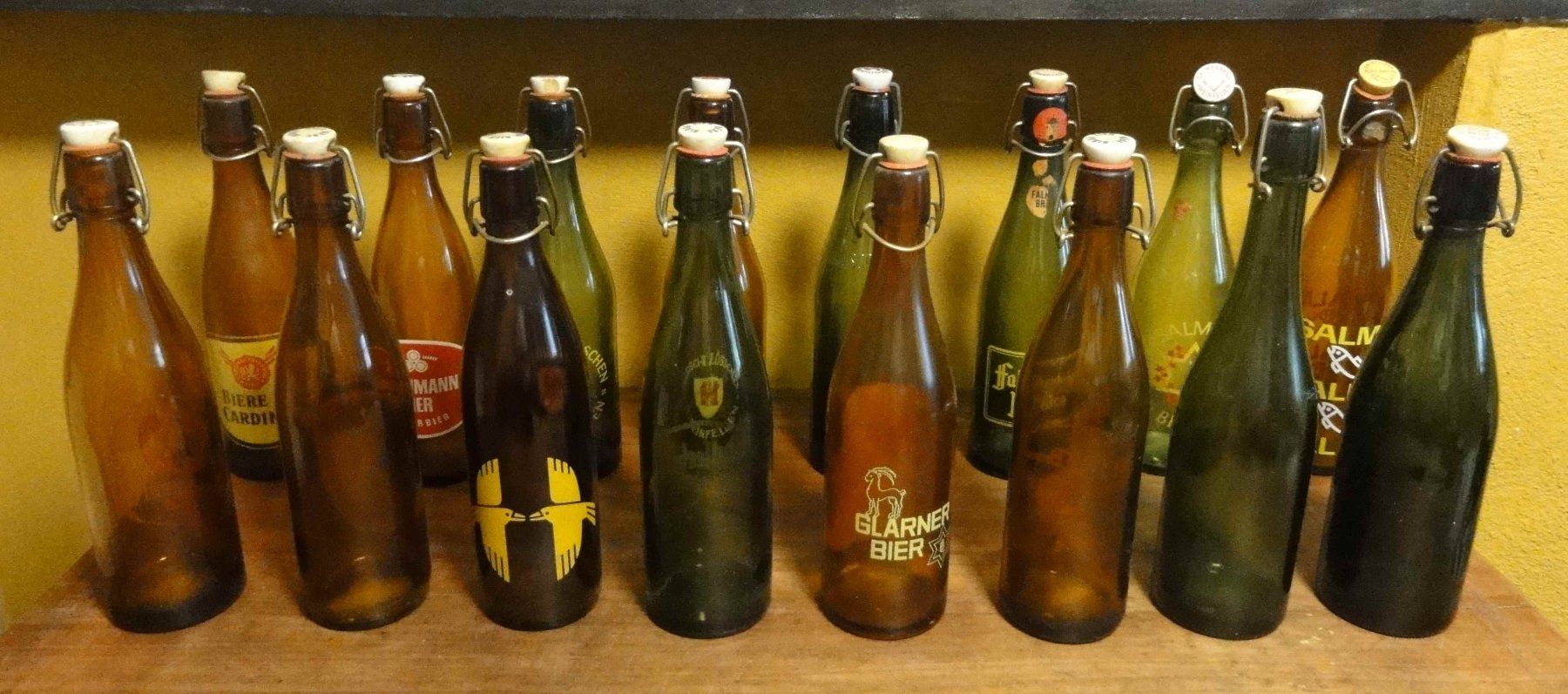 Bicchieri, Caraffe & Bottiglie: 20 Stk. Bierflaschen, vor 1990 – Usato da Wohlen AG venduto da Flusslauf 4