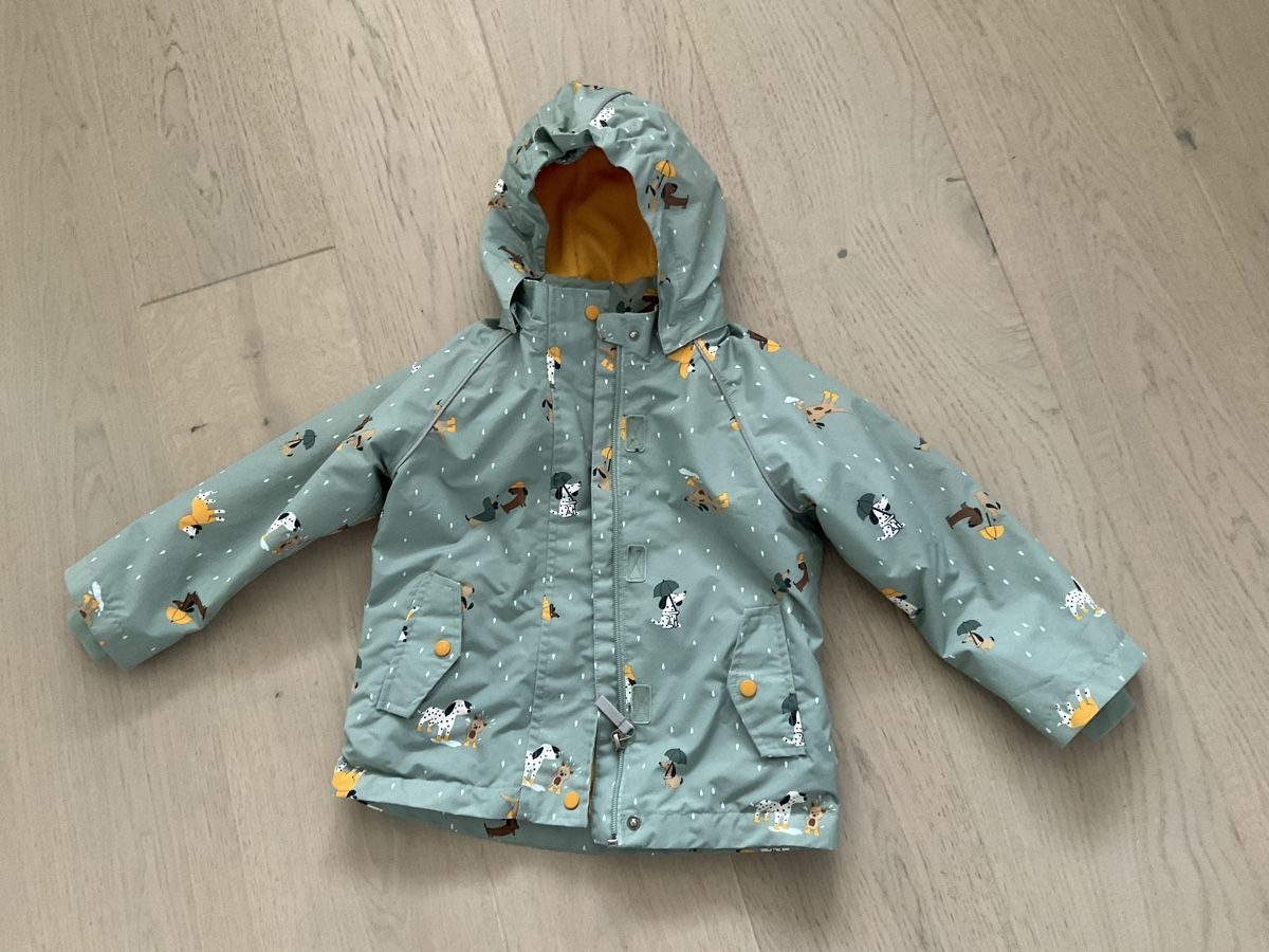 Ensembles coordonnés: Regenhose und Jacke gr 104 – D'occasion à Zürich par TheShips 1