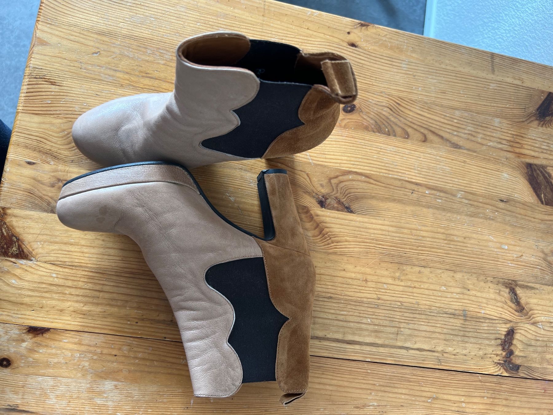 Chaussures femmes: Guja Lederstiefel Grösse 38 Beige – D'occasion à Basel par ute_h6jq