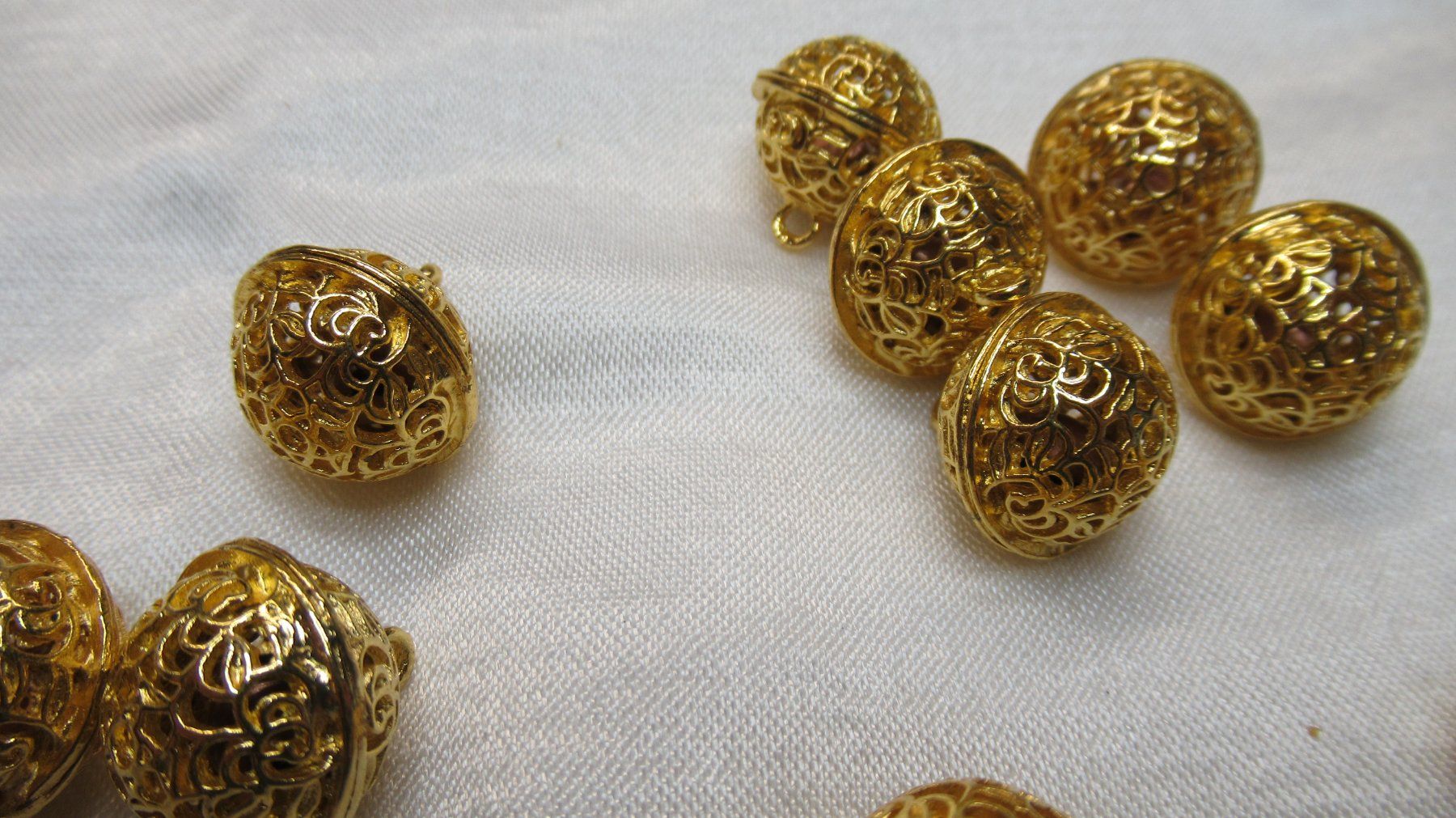 Tutte le decorazioni: Glöckchen goldfarben basteln Deko – Nuovo e nell'imballaggio originale da Meisterschwanden venduto da TiSiBu59 1