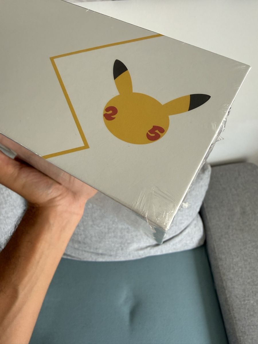 Pokémon Cartes à collectionner: Ultra Premium Collection 25th Celebration Pokemon  – Neuf (Voir description) à Vacallo par SeriousCollector92 2