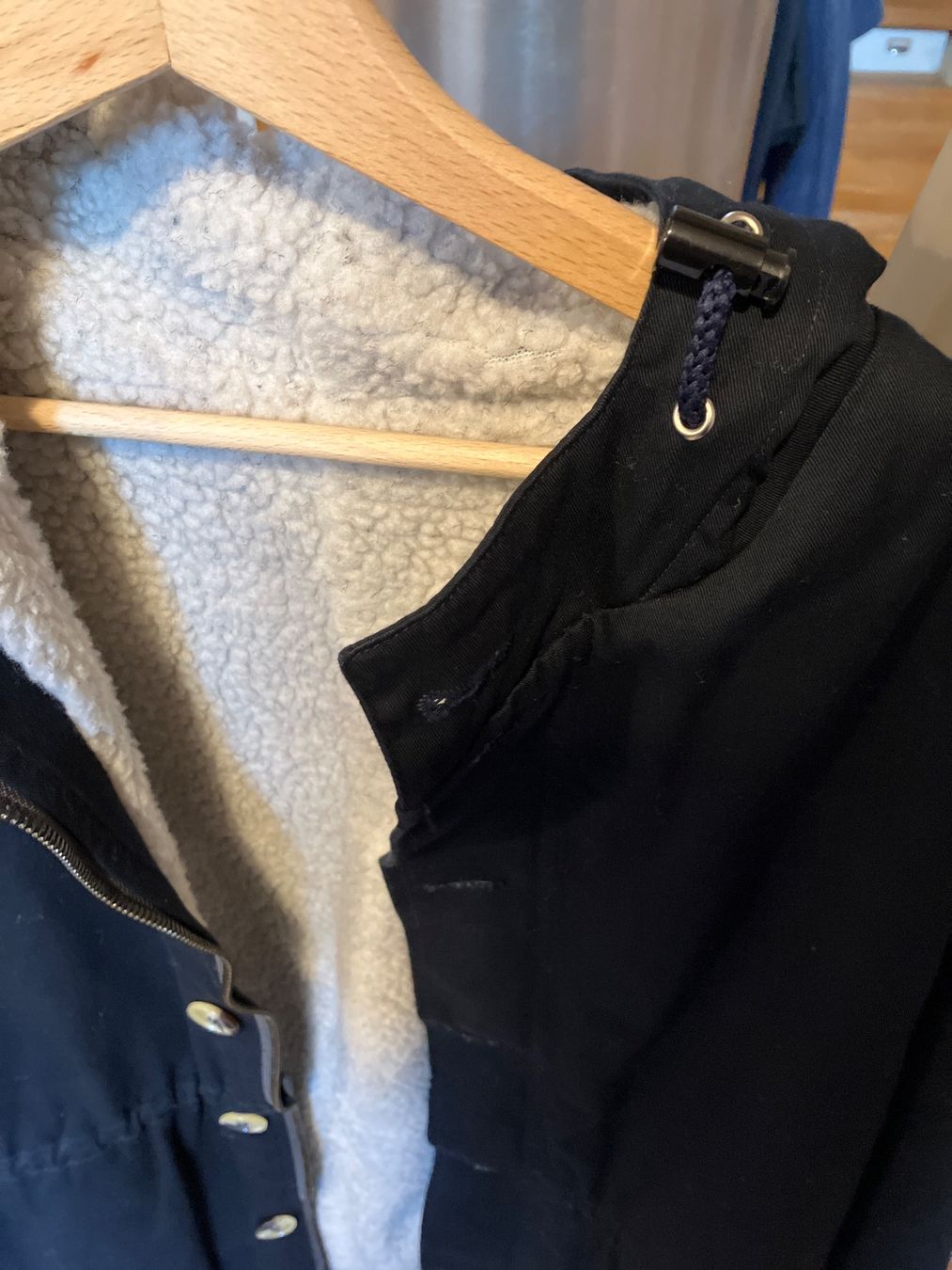 Giacche: Parka von American Apparel Grösse L – Usato da Aesch BL venduto da Vondenbienen 3