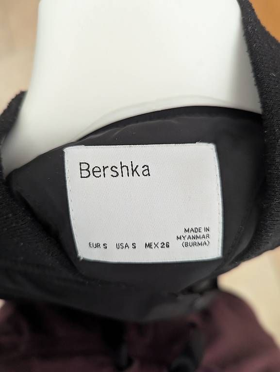 Vestes: Jacket crop Bershka  – D'occasion à Saillon par vic_xny8 2
