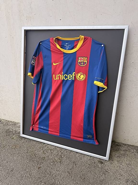 Canottiere & Pantaloni: Cadre maillot foot  – Usato da Morges venduto da est_6dnc