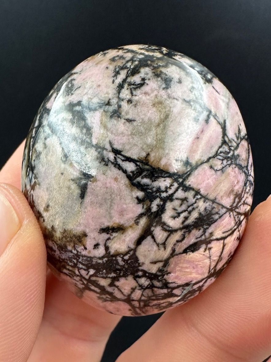 Minerali & Pietre curative: Rhodonit, Handschmeichler Heilstein – Nuovo e nell'imballaggio originale da Männedorf venduto da Handschmeichler 1