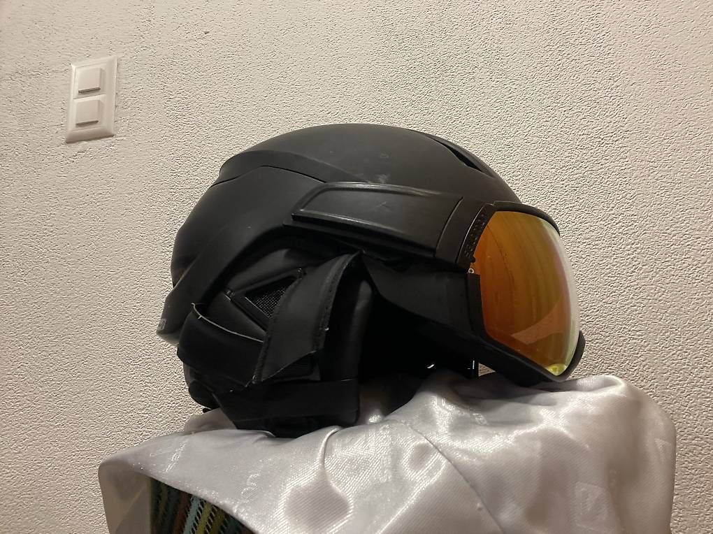 Helme: Casco da sci  – Gebraucht aus Iragna von Hiuston 3