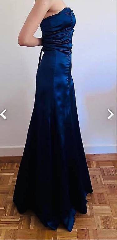 Robes: Abendkleid S – D'occasion à bern par AAAA-A5 3