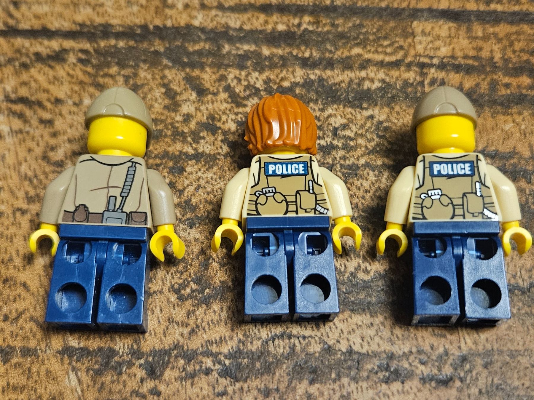 Lego Kit di costruzioni: lego city lot de 3 figurines – Usato da Confignon venduto da Ecrofigs 1