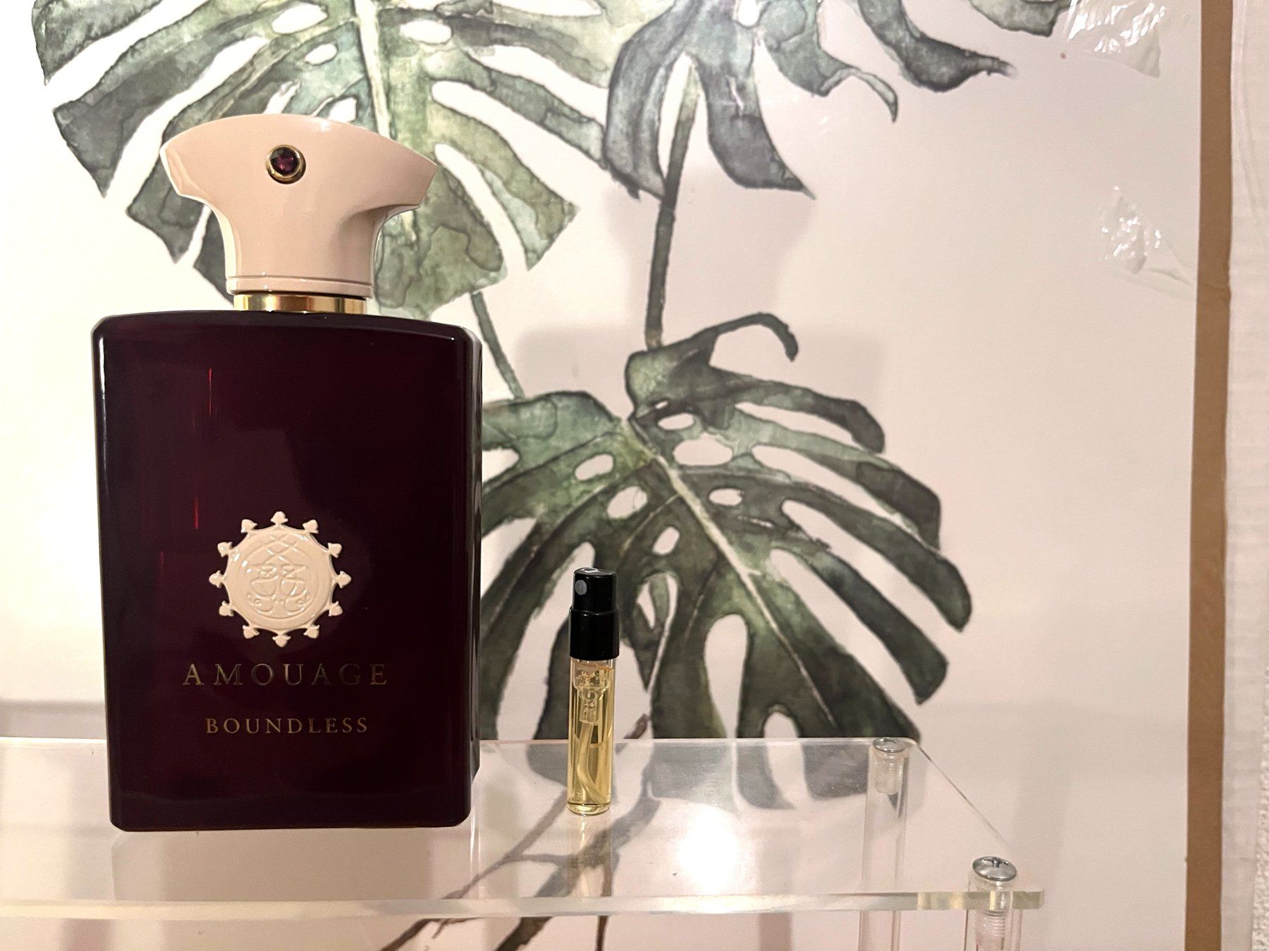 Amouage Parfums & Eau de Toilette: BOUNDLESS – AMOUAGE – ÉCHANTILLON – D'occasion à Sierre par boadicea_victorious 1