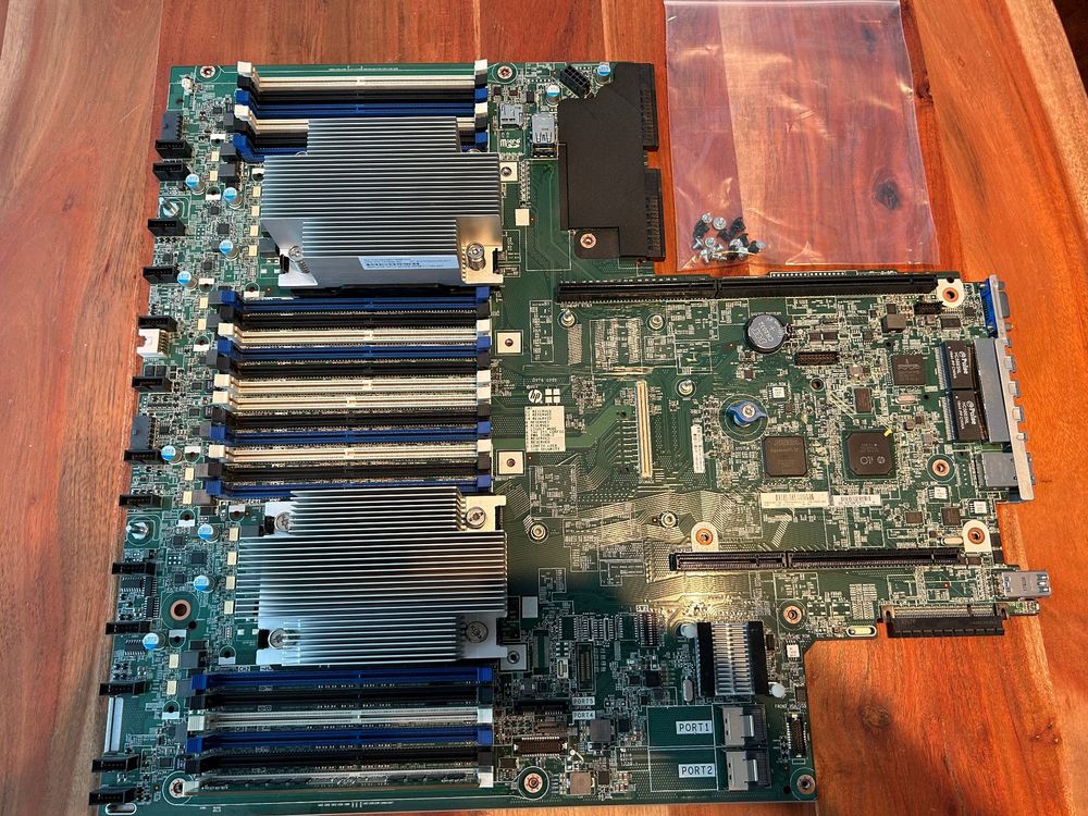 Servidor de Segunda Mano HP ProLiant DL380 G9 Intel Xeon E5-2623 V3 3.2