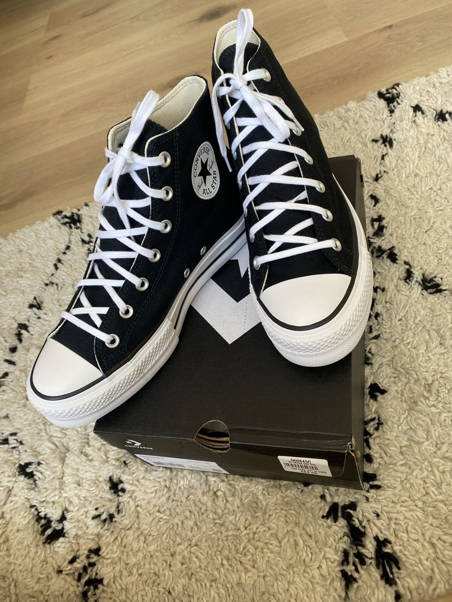 Converse Herrenschuhe: Original CONVERSE 'Chuck Taylor All Star Lift Hi' NEU – Neu und originalverpackt aus Buchs ZH von hipsternut 1