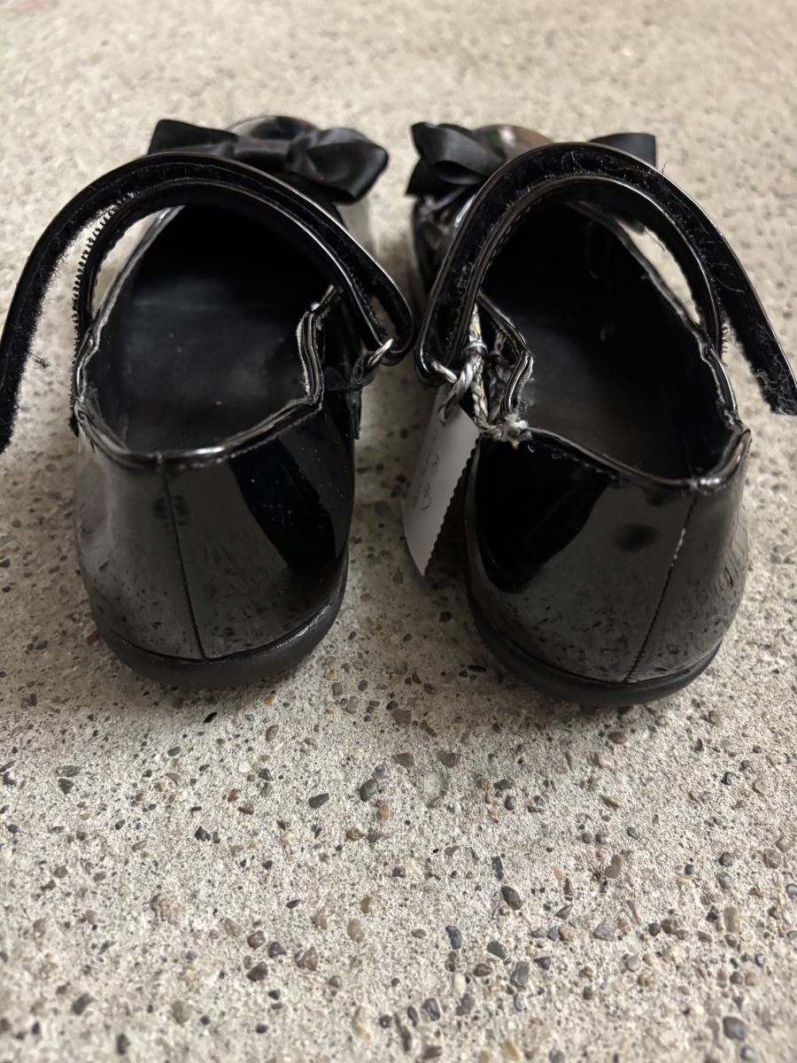 Scarpe per ragazze: Lack Ballerina, Grösse 31 – Usato da Büren an der Aare venduto da Nikito2001 1