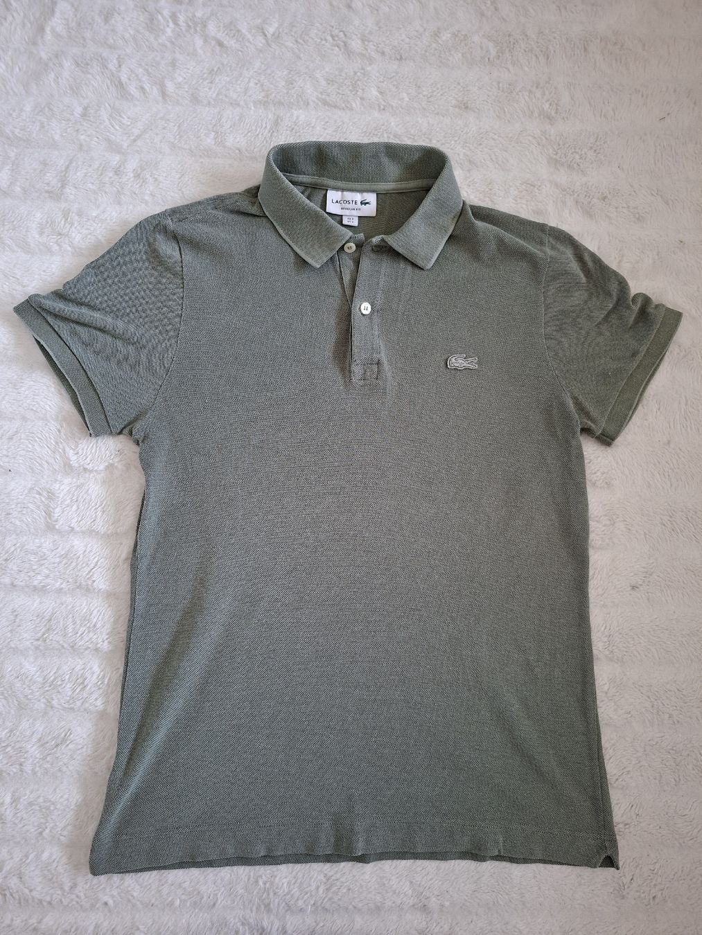Lacoste Magliette Polo: Polo Lacoste gris clair, taille 3 FR / US S,  – Usato da Renens VD venduto da ser_j2fn 2