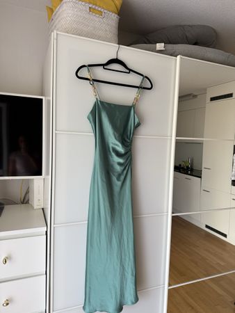 Zara Kleid Gr. S 🍷