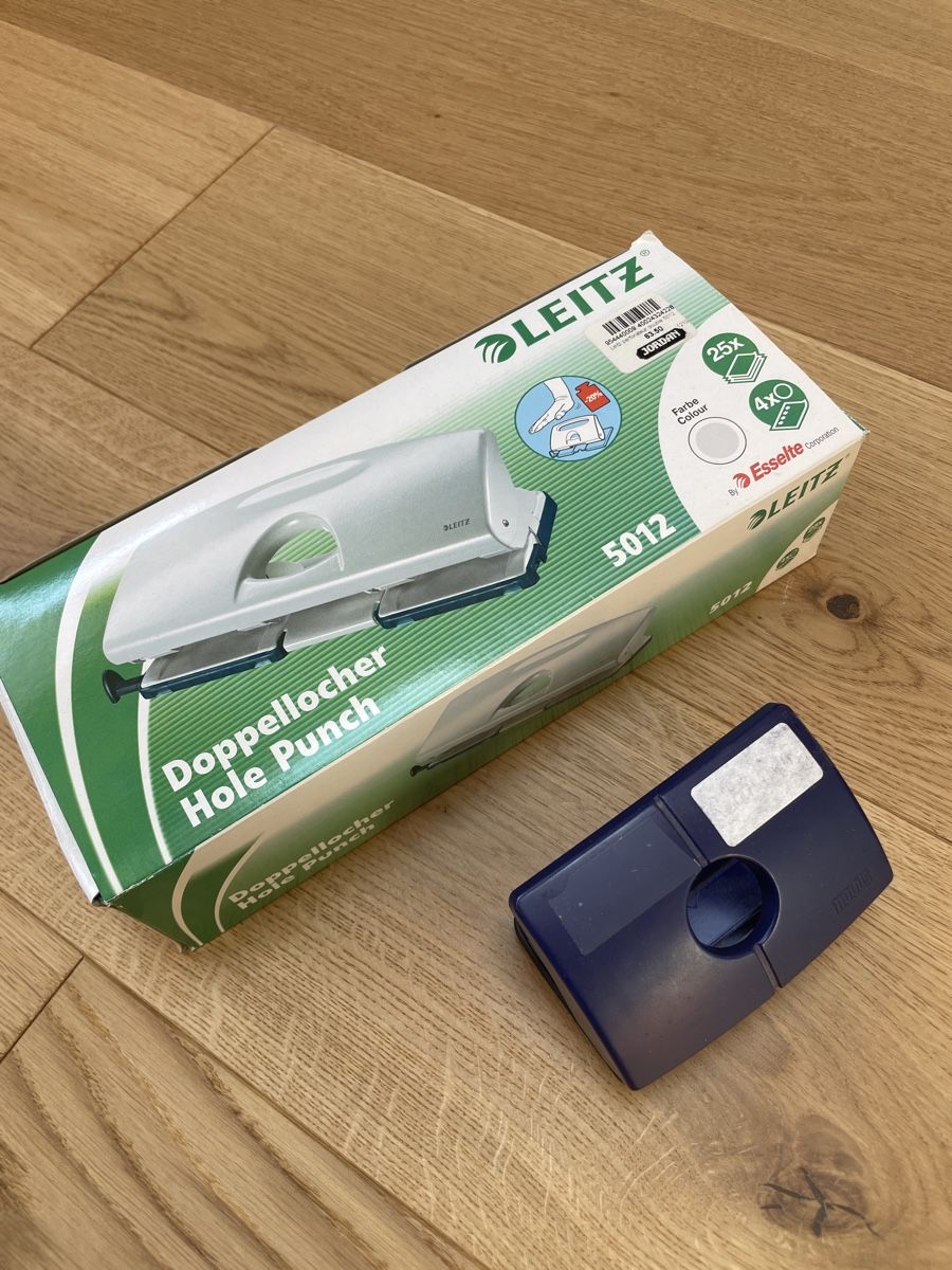 Leitz Macchine rilegatrici: Perforatrice Leitz – Usato da Hérémence venduto da saburan